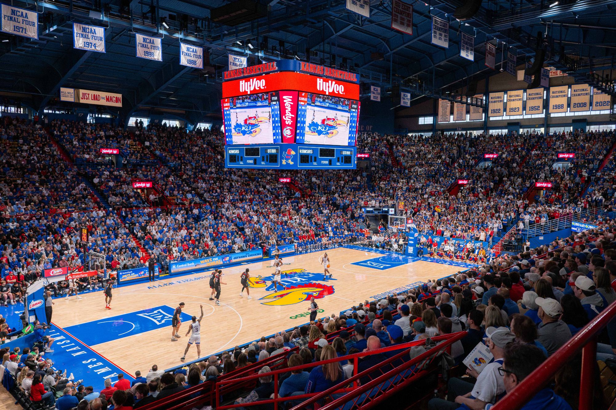 Rock Chalk! Why Kansas has college basketball’s best home-court advantage