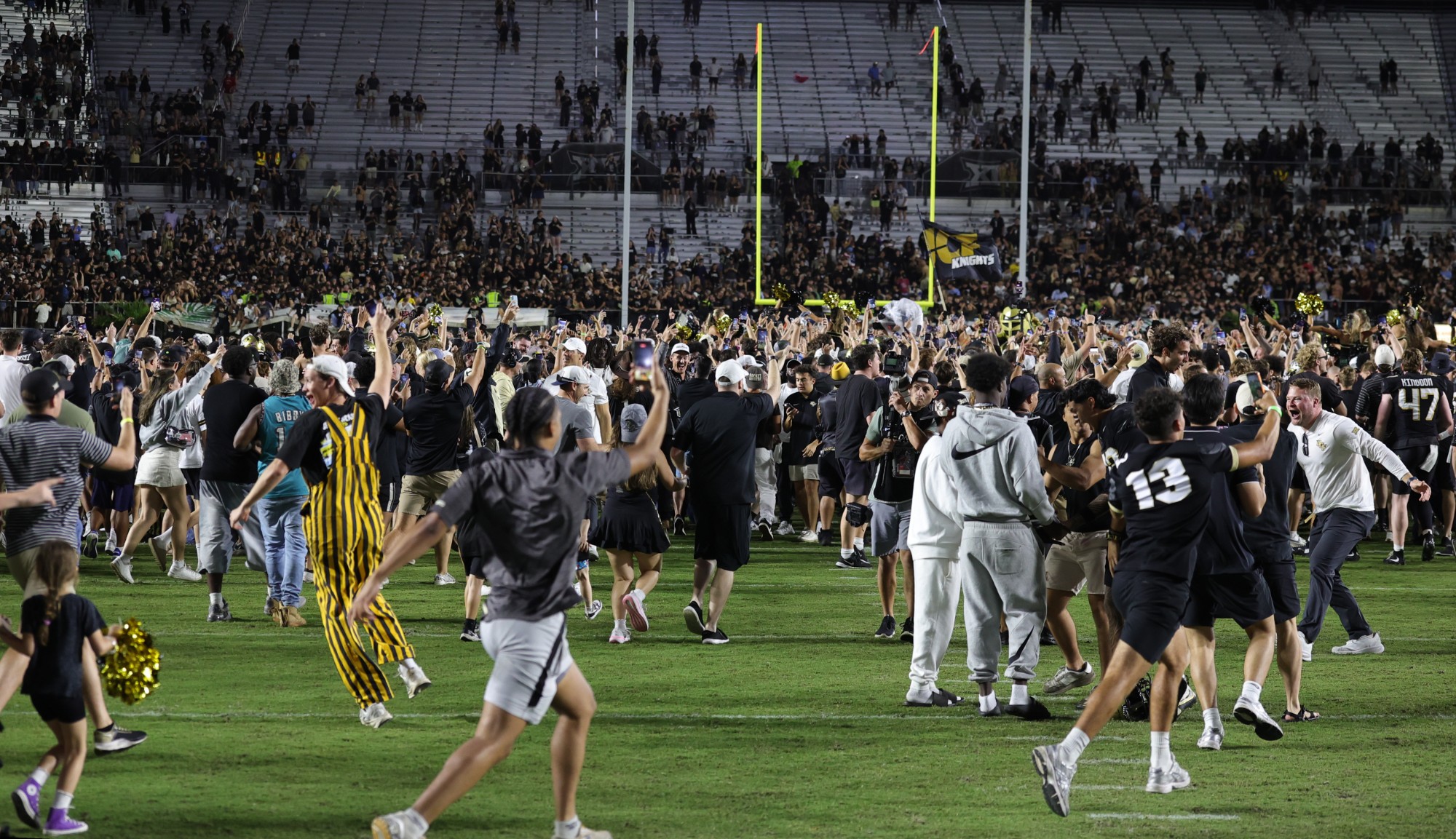 College Football Petty Rankings: The best social media posts from Week 8